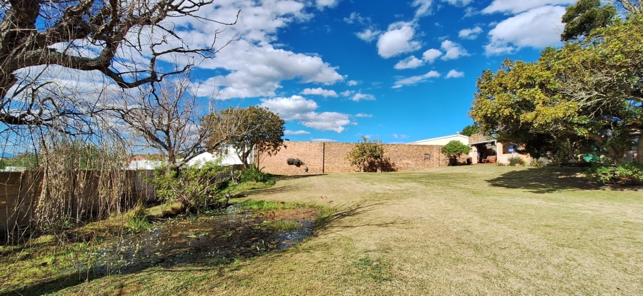 4 Bedroom Property for Sale in Albertinia Western Cape